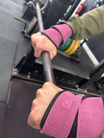 GymPin Leather Figure 8 Straps